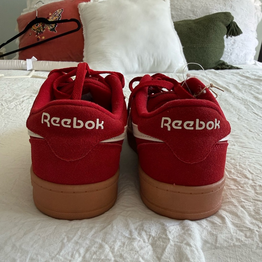 NWT Reebox shoes - Picture 4 of 6